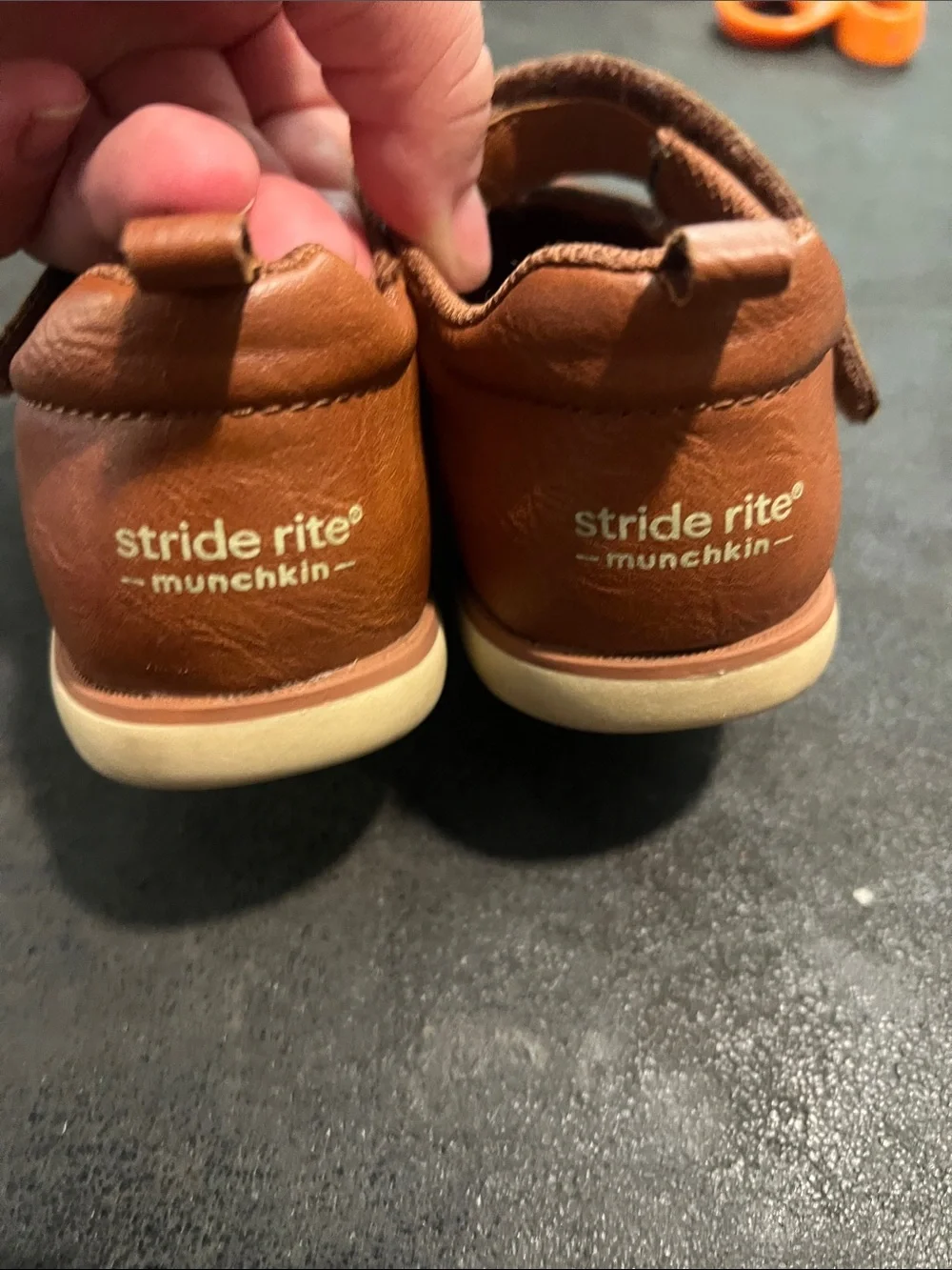 Stride Rite Toddler Girls Tan Mary Jane Shoes Size 11